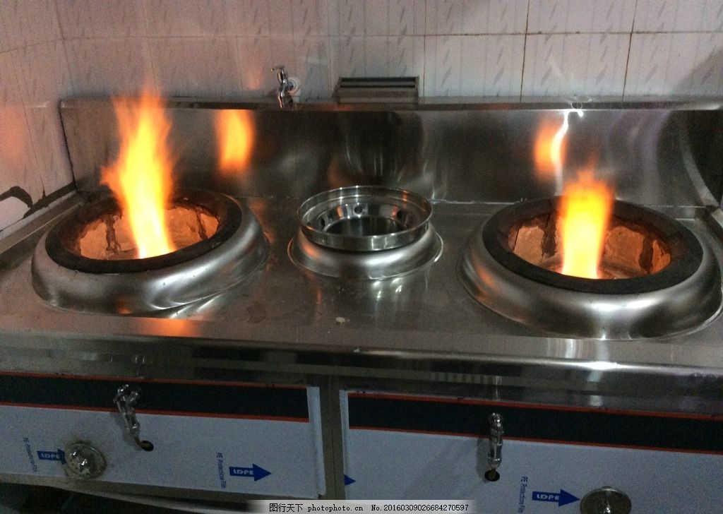 高市准备豪赌一场日本宣布提前举行大选原因值得深思